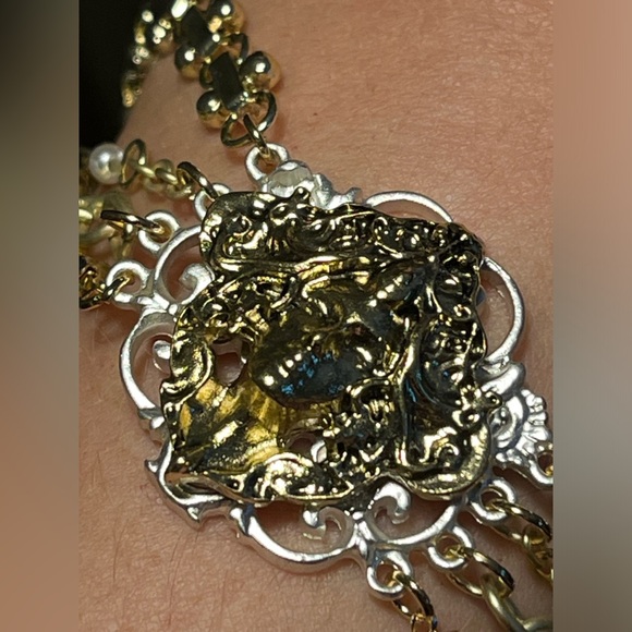 NEW! Elegant Vintage Inspired Gold & Silver Medusa Head Multi-Chain Bracelet - Picture 4 of 8